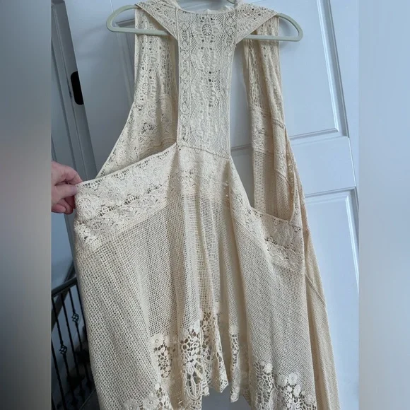 Women’s plus size beautiful lace vest. 4X/5X brand new never worn. - Picture 9 of 14